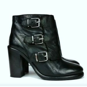 All Saints Kurve Heeled Italian Leather Ankle Boots/Booties
